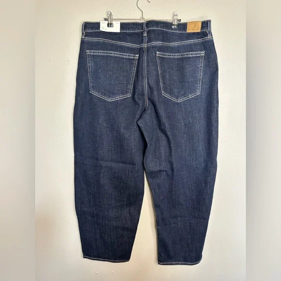 American Eagle Outfitters Dark Blue Barrel Jeans - Picture 3 of 6